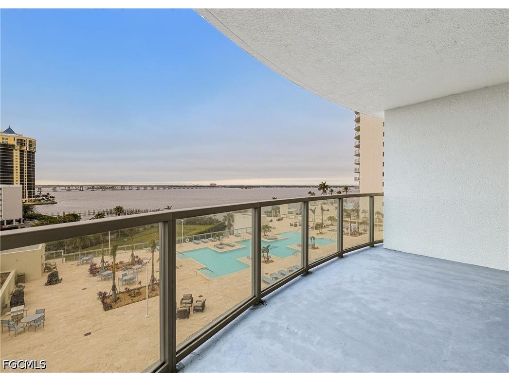 3000 Oasis Grand Boulevard #701 Fort Myers FL 33916 2026015620 image10
