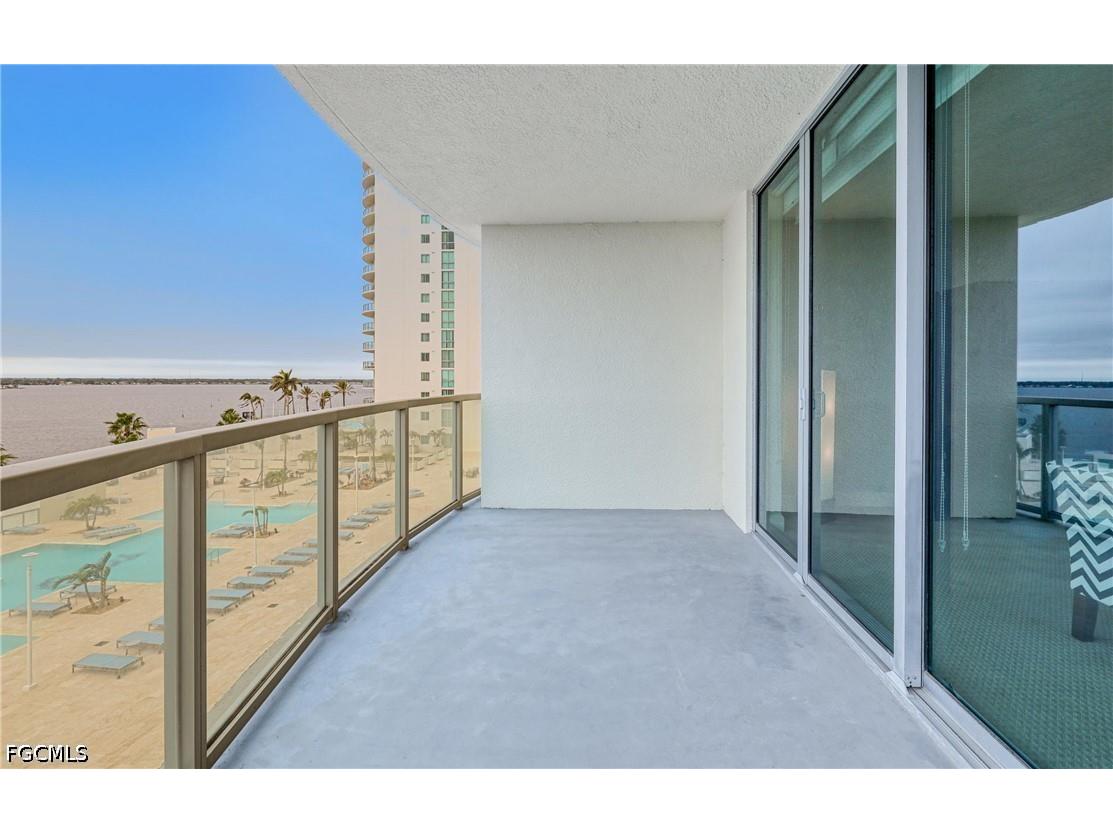 3000 Oasis Grand Boulevard #701 Fort Myers FL 33916 2026015620 image15