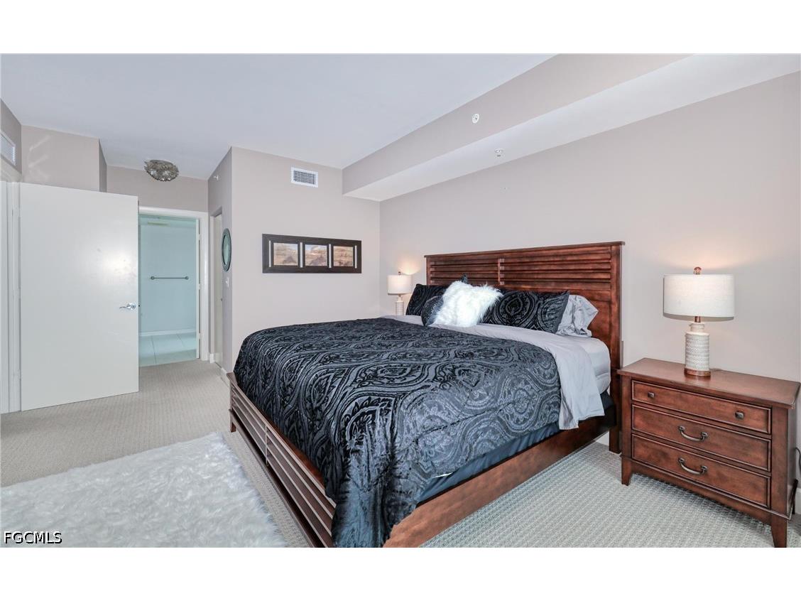 3000 Oasis Grand Boulevard #701 Fort Myers FL 33916 2026015620 image21