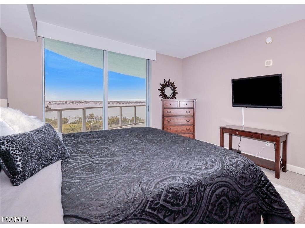 3000 Oasis Grand Boulevard #701 Fort Myers FL 33916 2026015620 image25