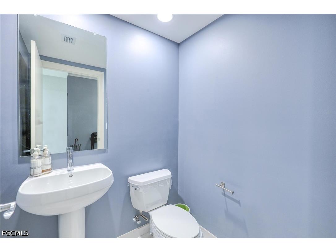 3000 Oasis Grand Boulevard #701 Fort Myers FL 33916 2026015620 image34