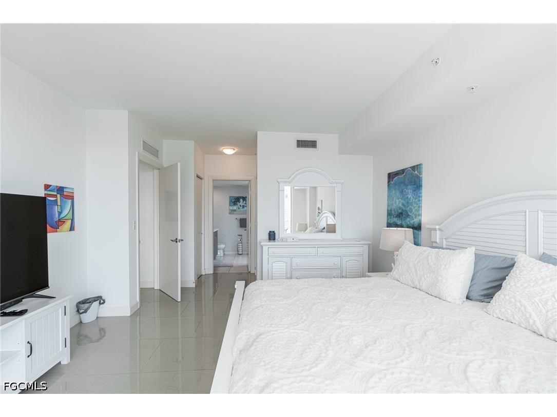 3000 Oasis Grand Boulevard #801 Fort Myers FL 33916 2026021017 image12