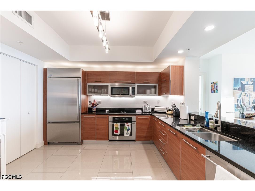 3000 Oasis Grand Boulevard #801 Fort Myers FL 33916 2026021017 image6