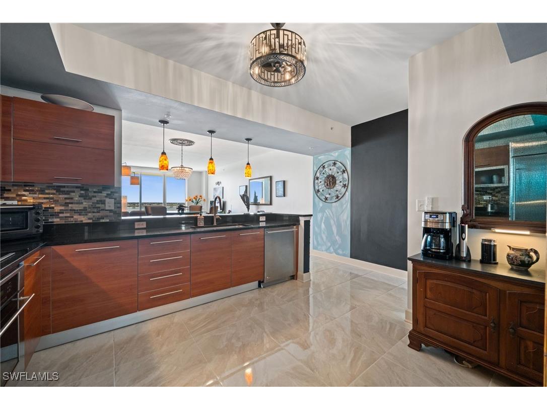 3000 Oasis Grand Boulevard #901 Fort Myers FL 33916 225076325 image9