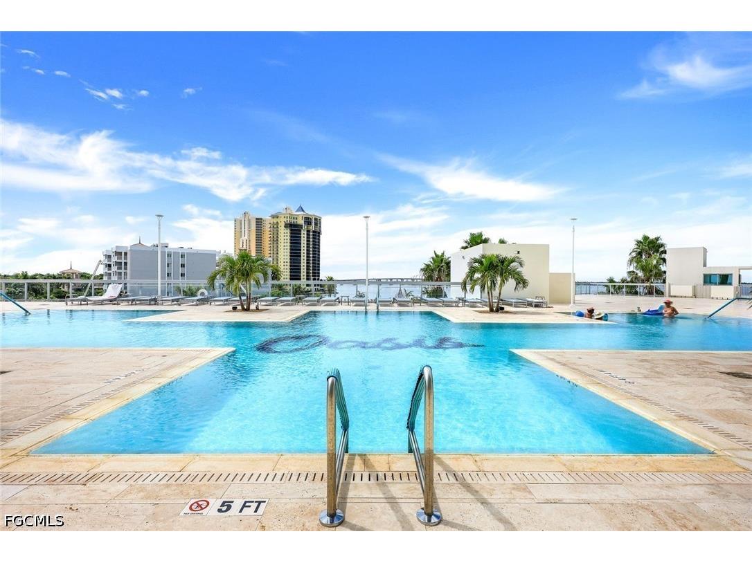 3000 Oasis Grand Boulevard #903 Fort Myers FL 33916 2026021142 image2