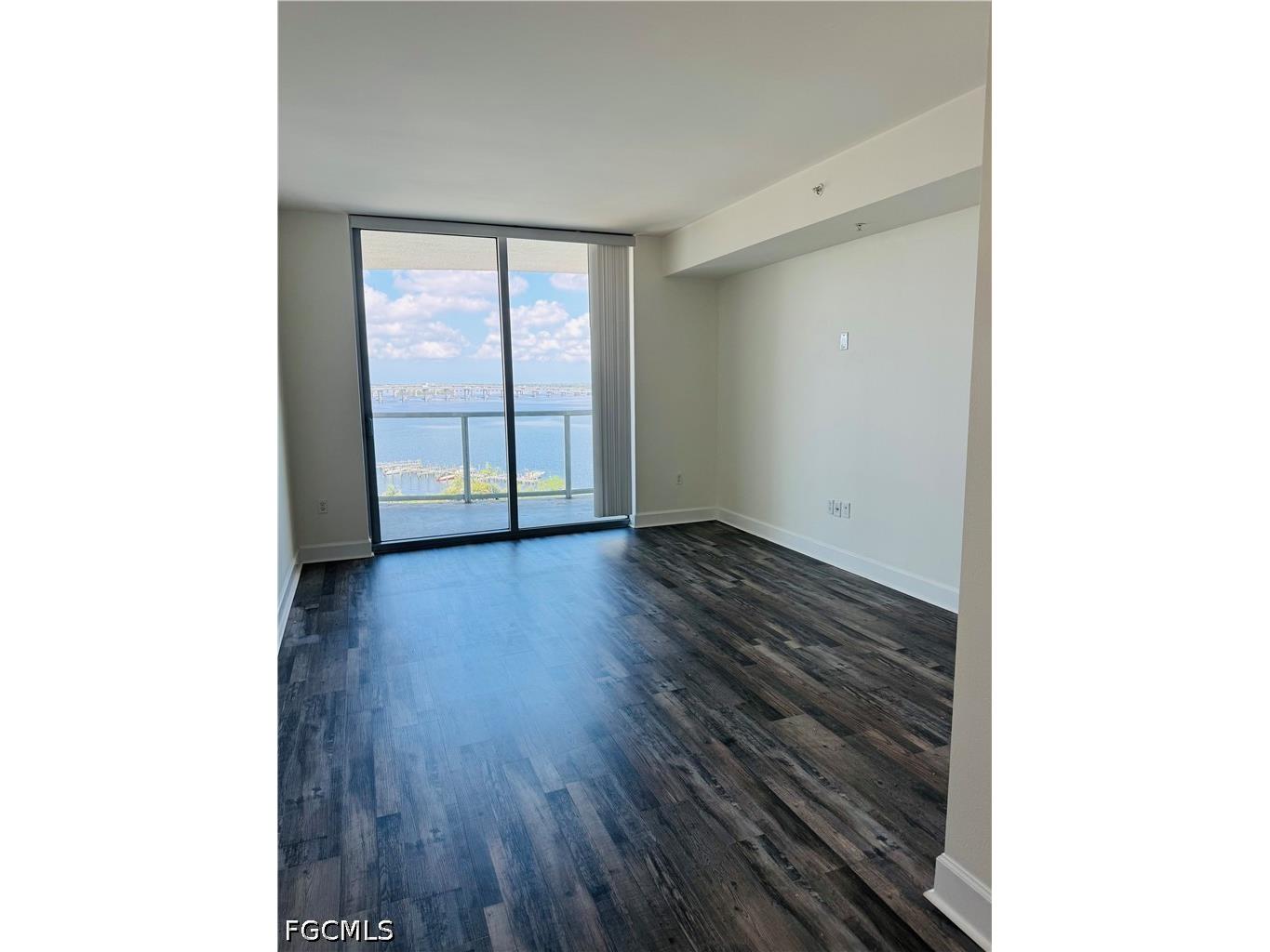 3000 Oasis Grand Boulevard #903 Fort Myers FL 33916 2026021142 image9