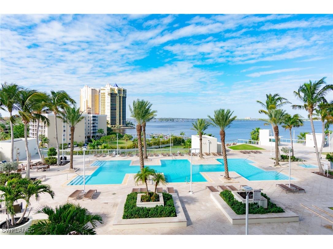 3000 Oasis Grand Boulevard #903 Fort Myers FL 33916 223020987 image1