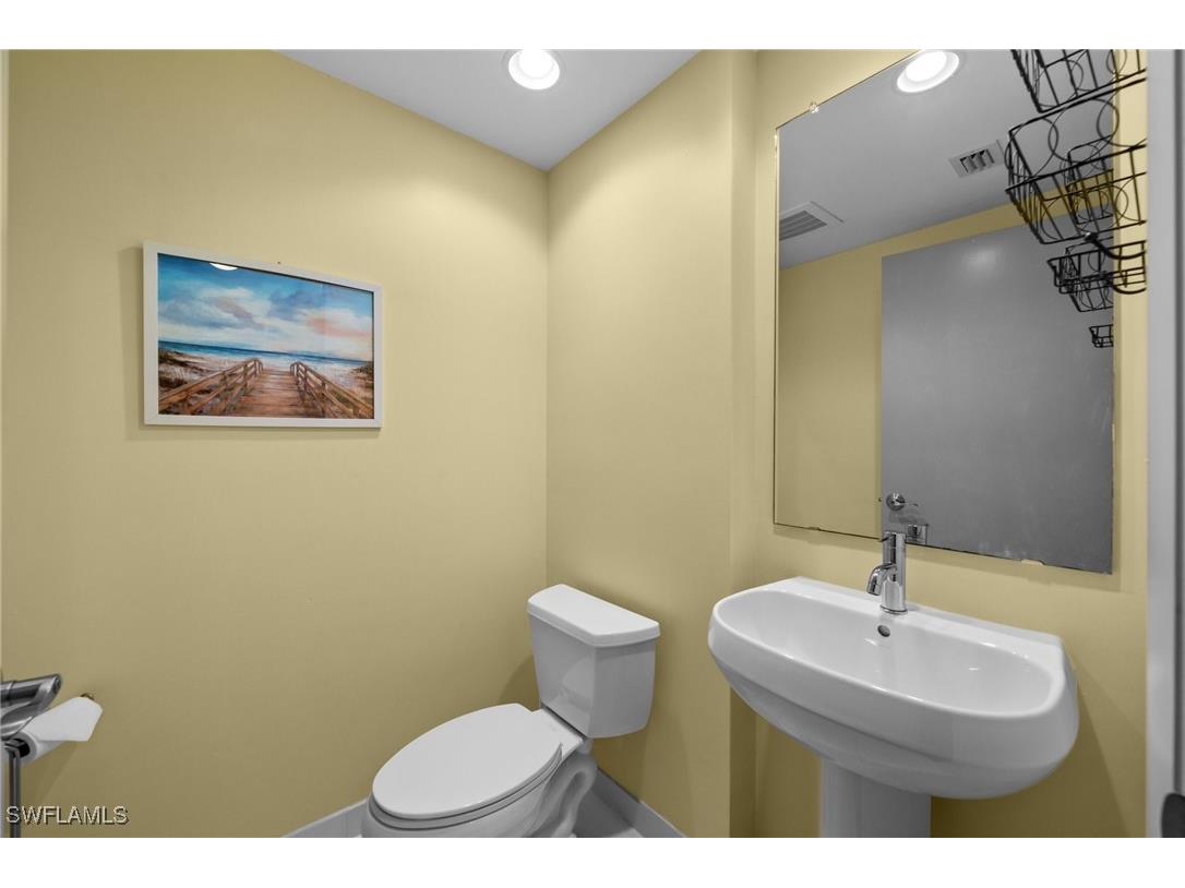 3000 Oasis Grand Boulevard #906 Fort Myers FL 33916 225054952 image17