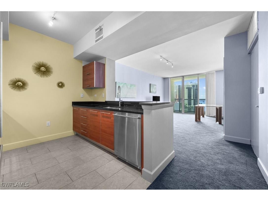 3000 Oasis Grand Boulevard #906 Fort Myers FL 33916 225054952 image2