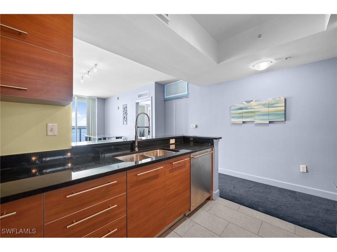 3000 Oasis Grand Boulevard #906 Fort Myers FL 33916 225054952 image3