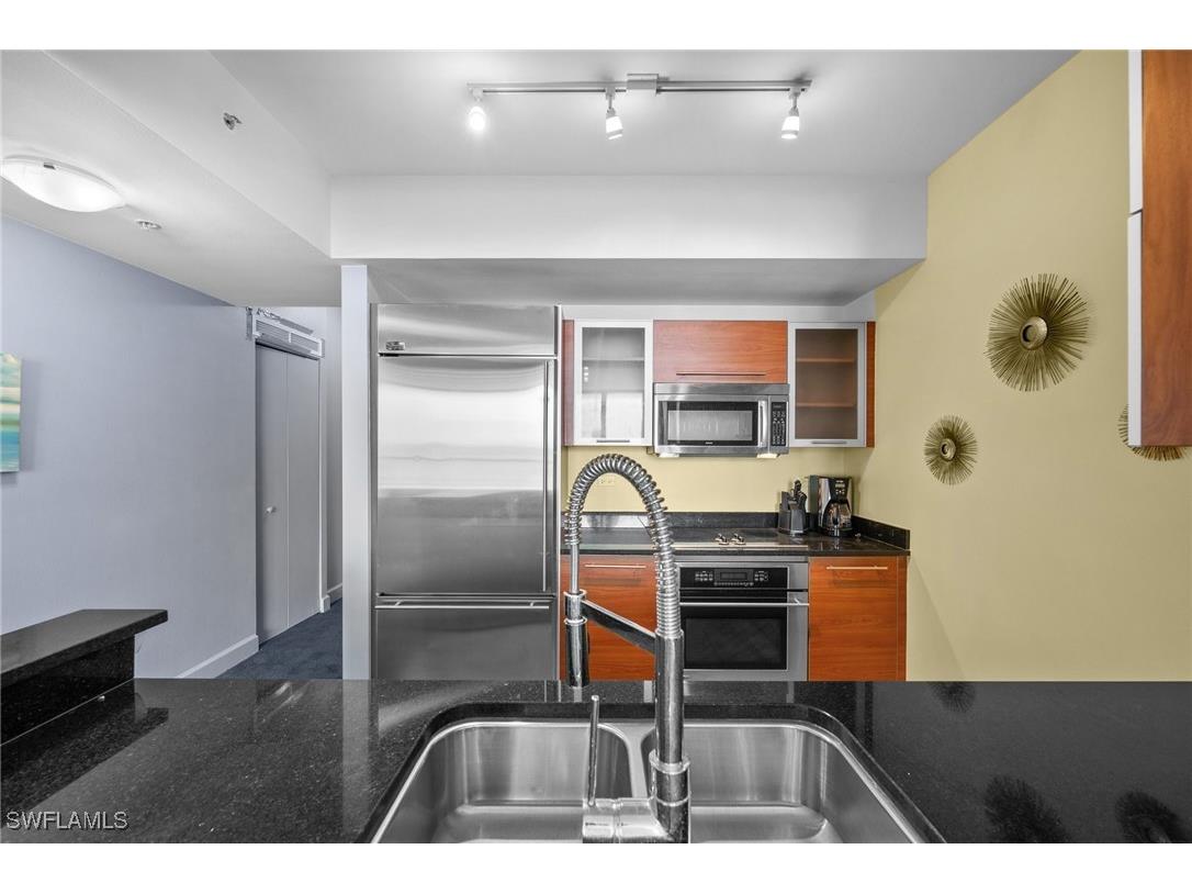 3000 Oasis Grand Boulevard #906 Fort Myers FL 33916 225054952 image5