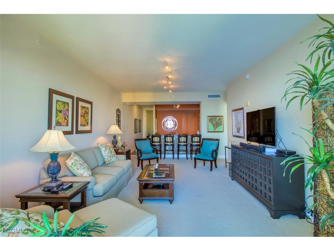 3000 Oasis Grand Boulevard Fort Myers FL 33916 2025001928 image10