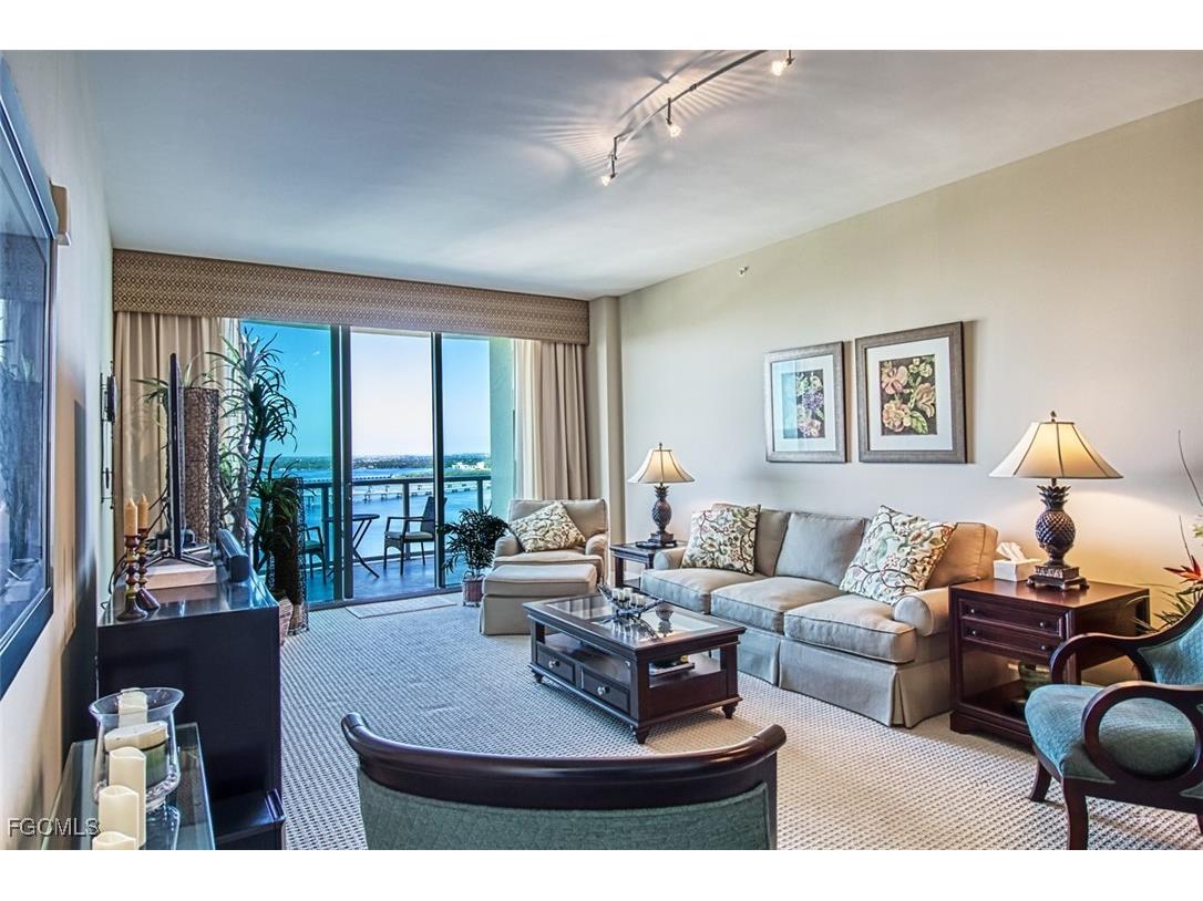 3000 Oasis Grand Boulevard Fort Myers FL 33916 2025001928 image11