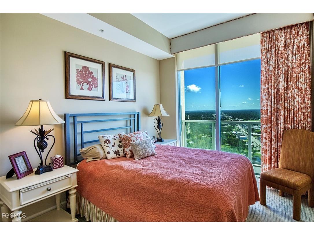 3000 Oasis Grand Boulevard Fort Myers FL 33916 2025001928 image32