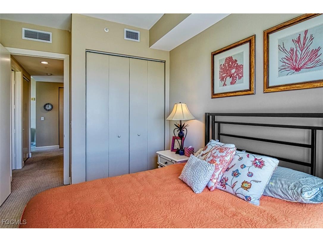 3000 Oasis Grand Boulevard Fort Myers FL 33916 2025001928 image33