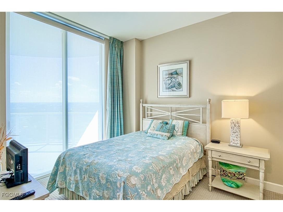 3000 Oasis Grand Boulevard Fort Myers FL 33916 2025001928 image37