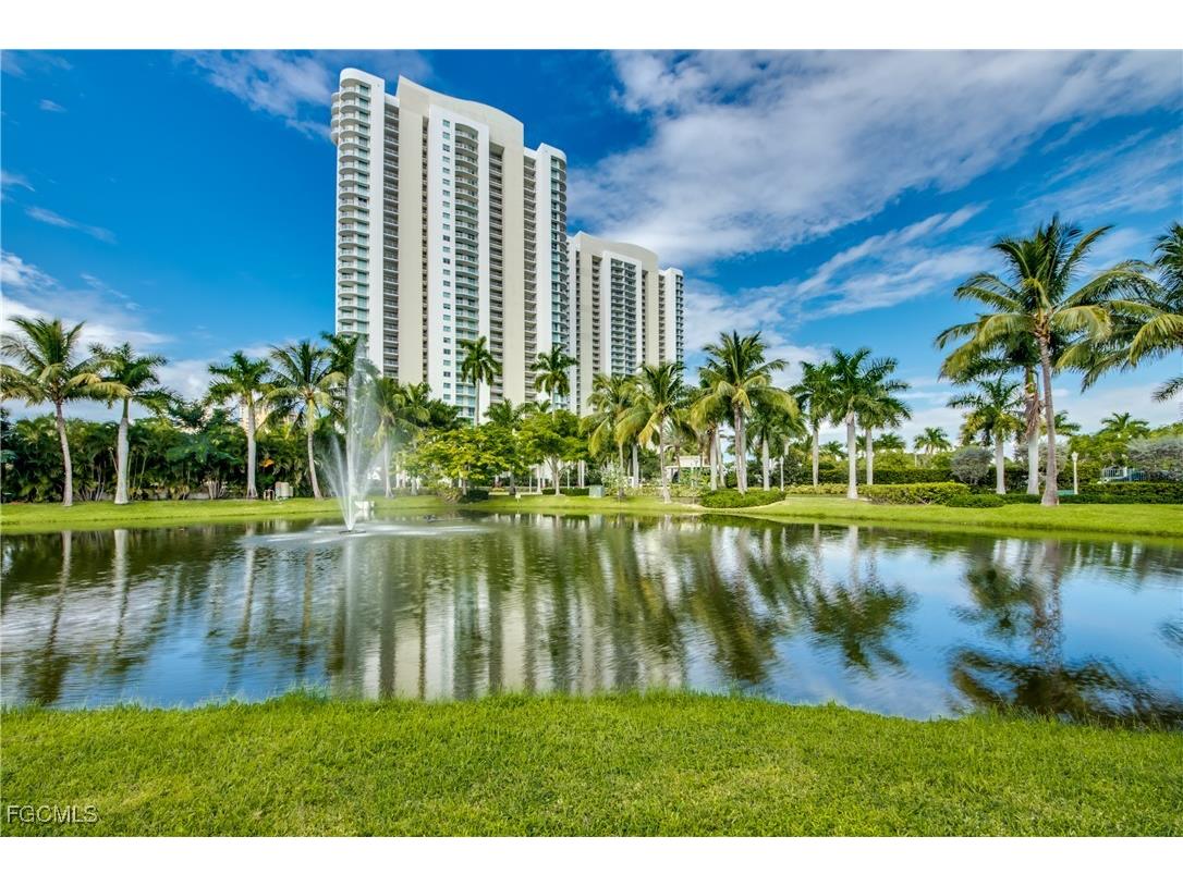 3000 Oasis Grand Boulevard #MPH3 Fort Myers FL 33916 2025016886 image1