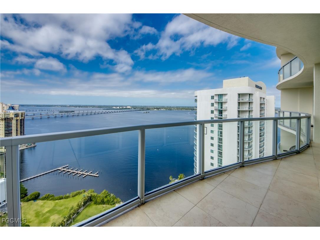 3000 Oasis Grand Boulevard #MPH3 Fort Myers FL 33916 2025016886 image2