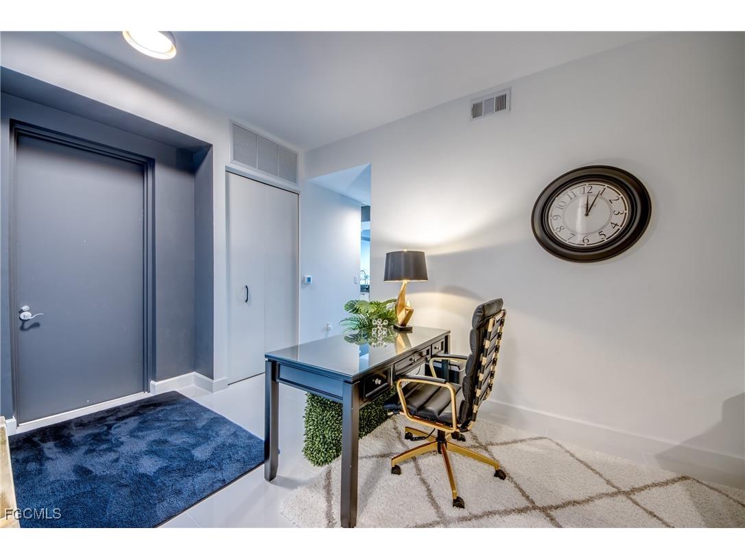 3000 Oasis Grand Boulevard #MPH3 Fort Myers FL 33916 2025016886 image26