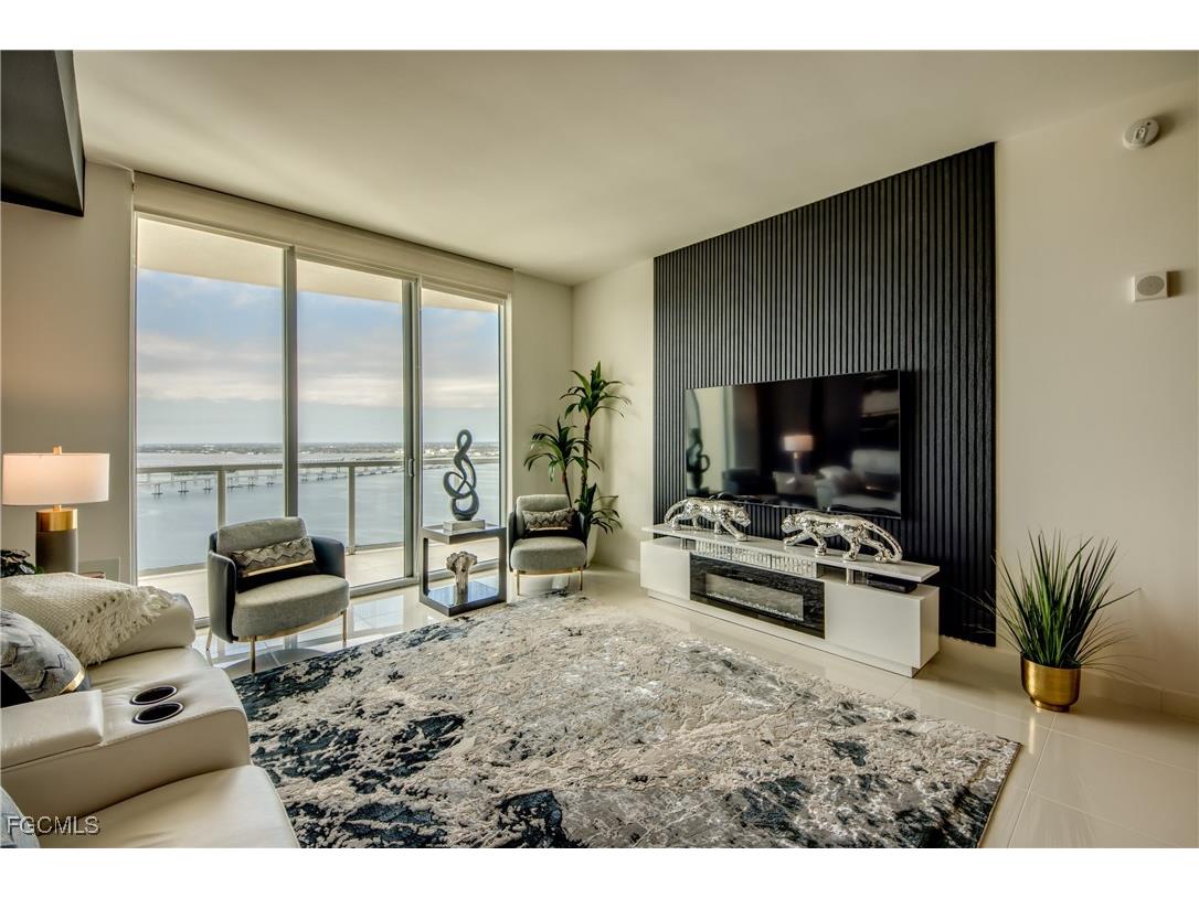 3000 Oasis Grand Boulevard #MPH3 Fort Myers FL 33916 2025016886 image30