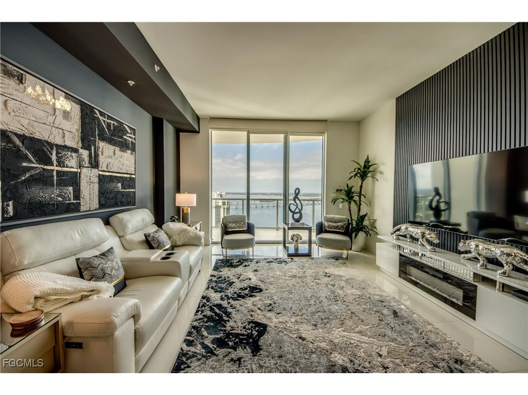 3000 Oasis Grand Boulevard #MPH3 Fort Myers FL 33916 2025016886 image31