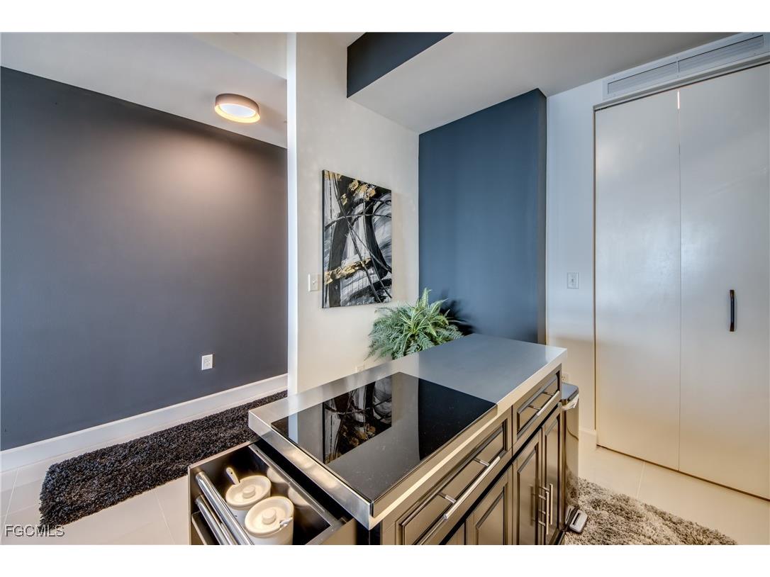 3000 Oasis Grand Boulevard #MPH3 Fort Myers FL 33916 2025016886 image37