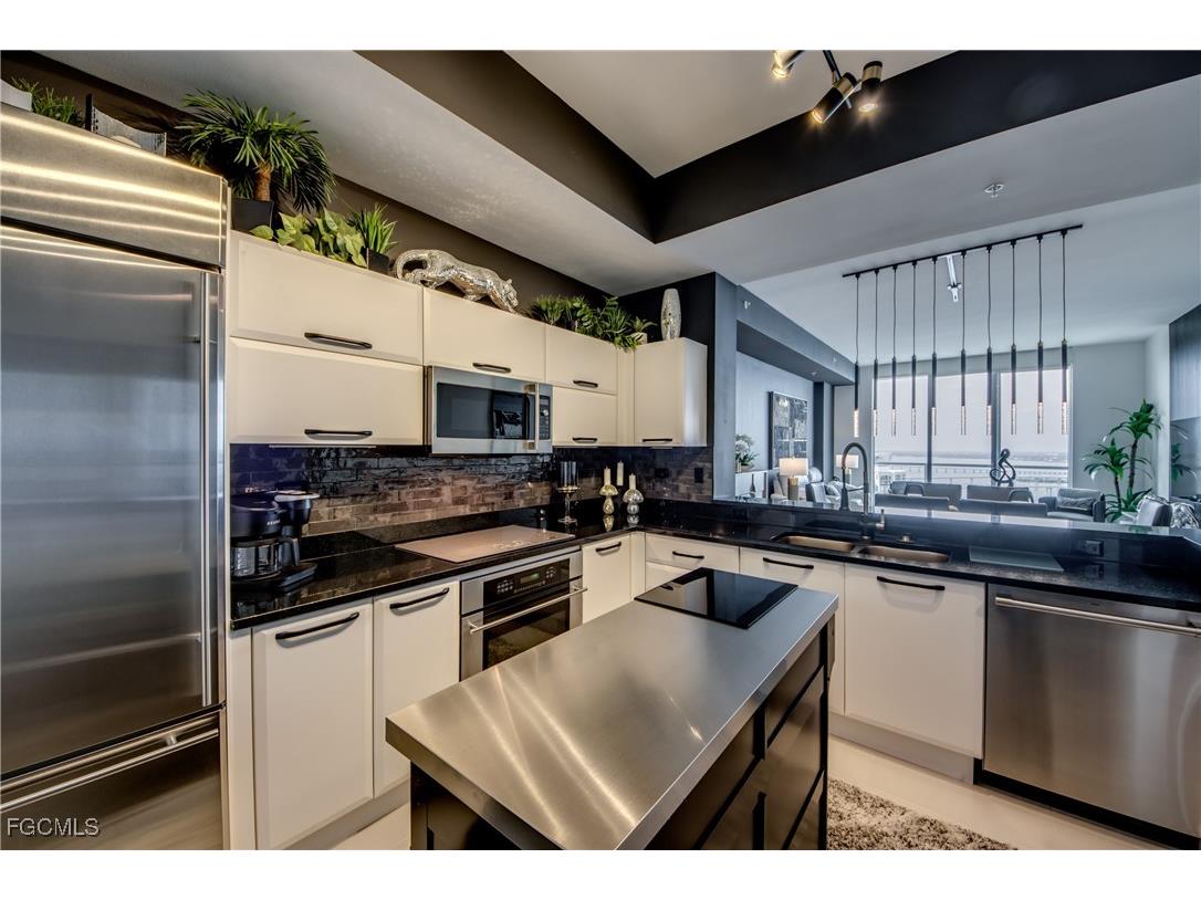 3000 Oasis Grand Boulevard #MPH3 Fort Myers FL 33916 2025016886 image45