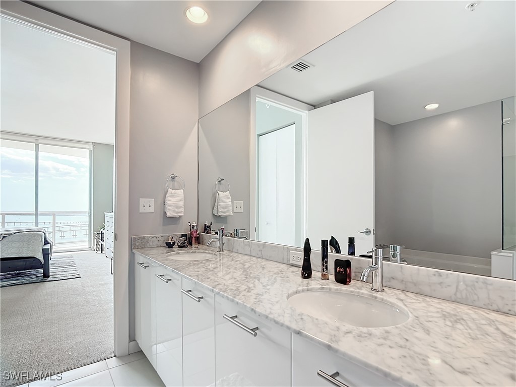 3000 Oasis Grand Boulevard Fort Myers FL 33916 225059227 image39