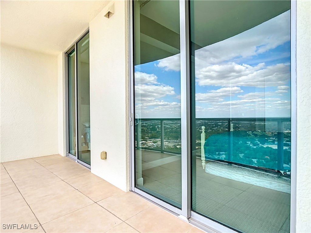 3000 Oasis Grand Boulevard Fort Myers FL 33916 225059227 image46