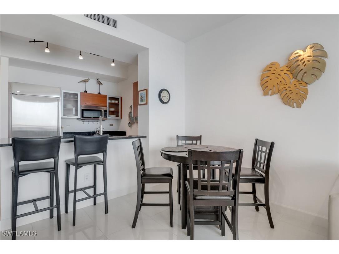 3000 Oasis Grand Boulevard #MPH6 Fort Myers FL 33916 226000857 image10