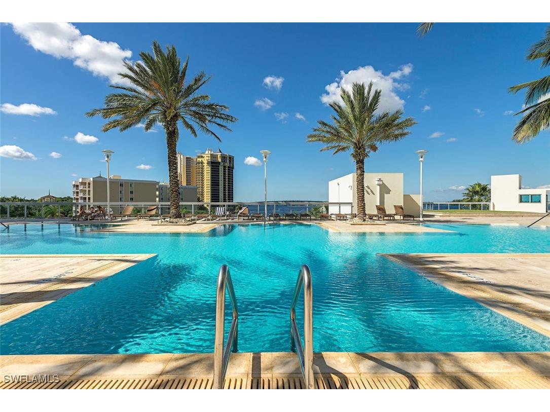 3000 Oasis Grand Boulevard #MPH6 Fort Myers FL 33916 226000857 image36