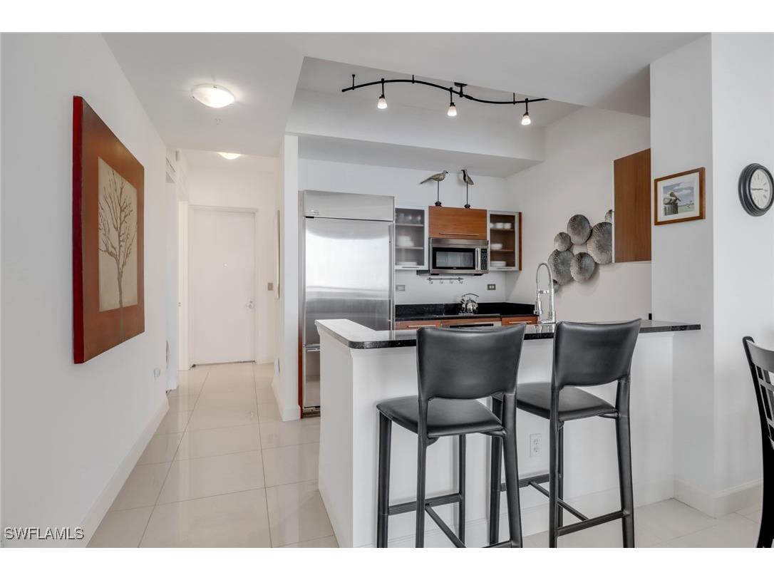 3000 Oasis Grand Boulevard #MPH6 Fort Myers FL 33916 226000857 image9
