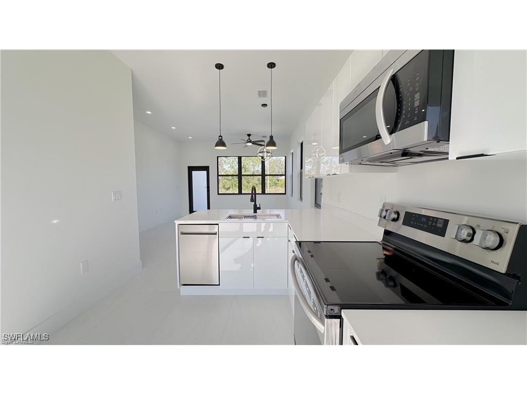 3000 Tena Avenue S Lehigh Acres FL 33976 226002464 image3
