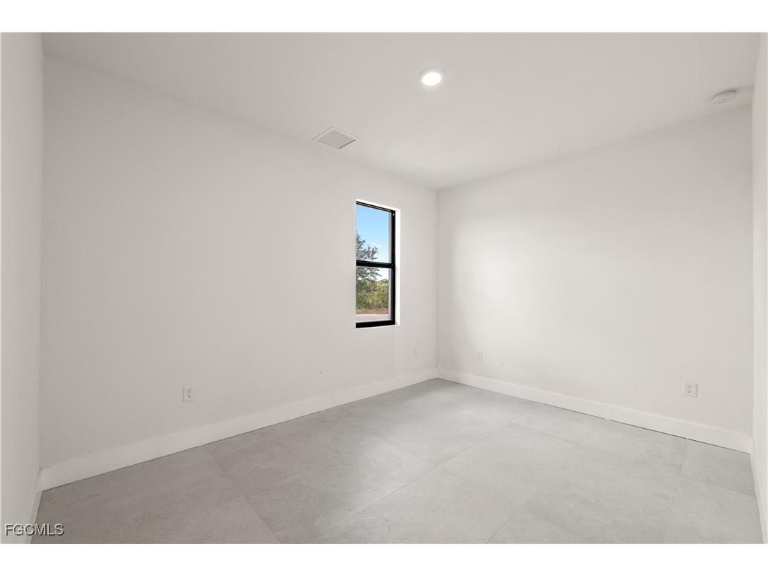 3001 25th Street W Lehigh Acres FL 33971 2025012010 image17