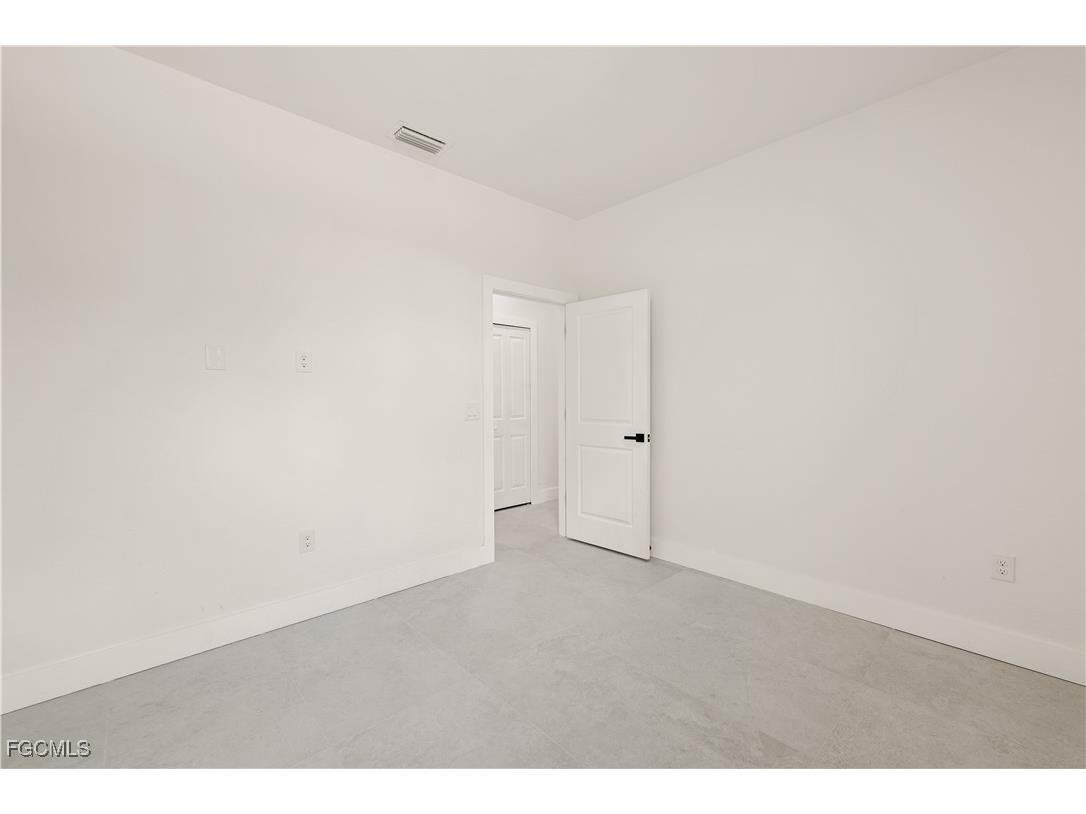 3001 25th Street W Lehigh Acres FL 33971 2025012010 image22