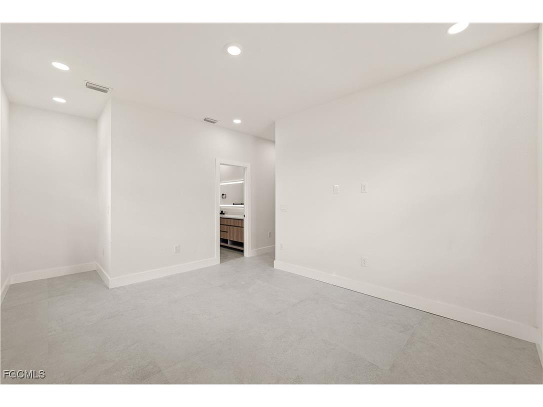 3001 25th Street W Lehigh Acres FL 33971 2025012010 image25