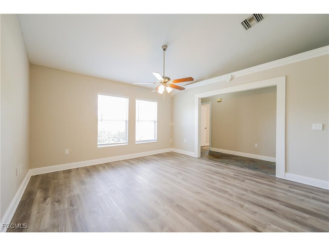 3001 38th Street W Lehigh Acres FL 33971 2025009930 image2