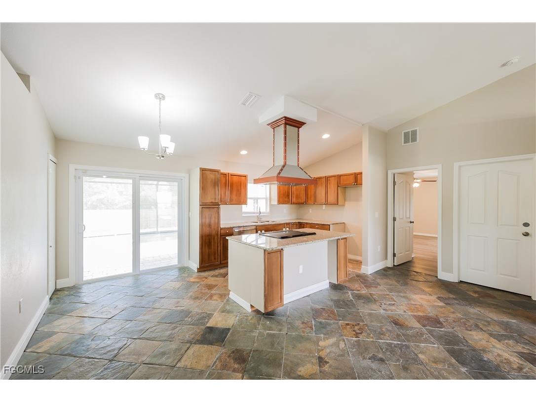 3001 38th Street W Lehigh Acres FL 33971 2025009930 image4