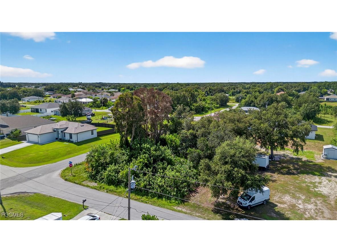 3001 42nd Street SW Lehigh Acres FL 33976 2025007004 image16
