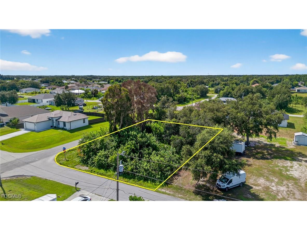 3001 42nd Street SW Lehigh Acres FL 33976 2025007004 image17