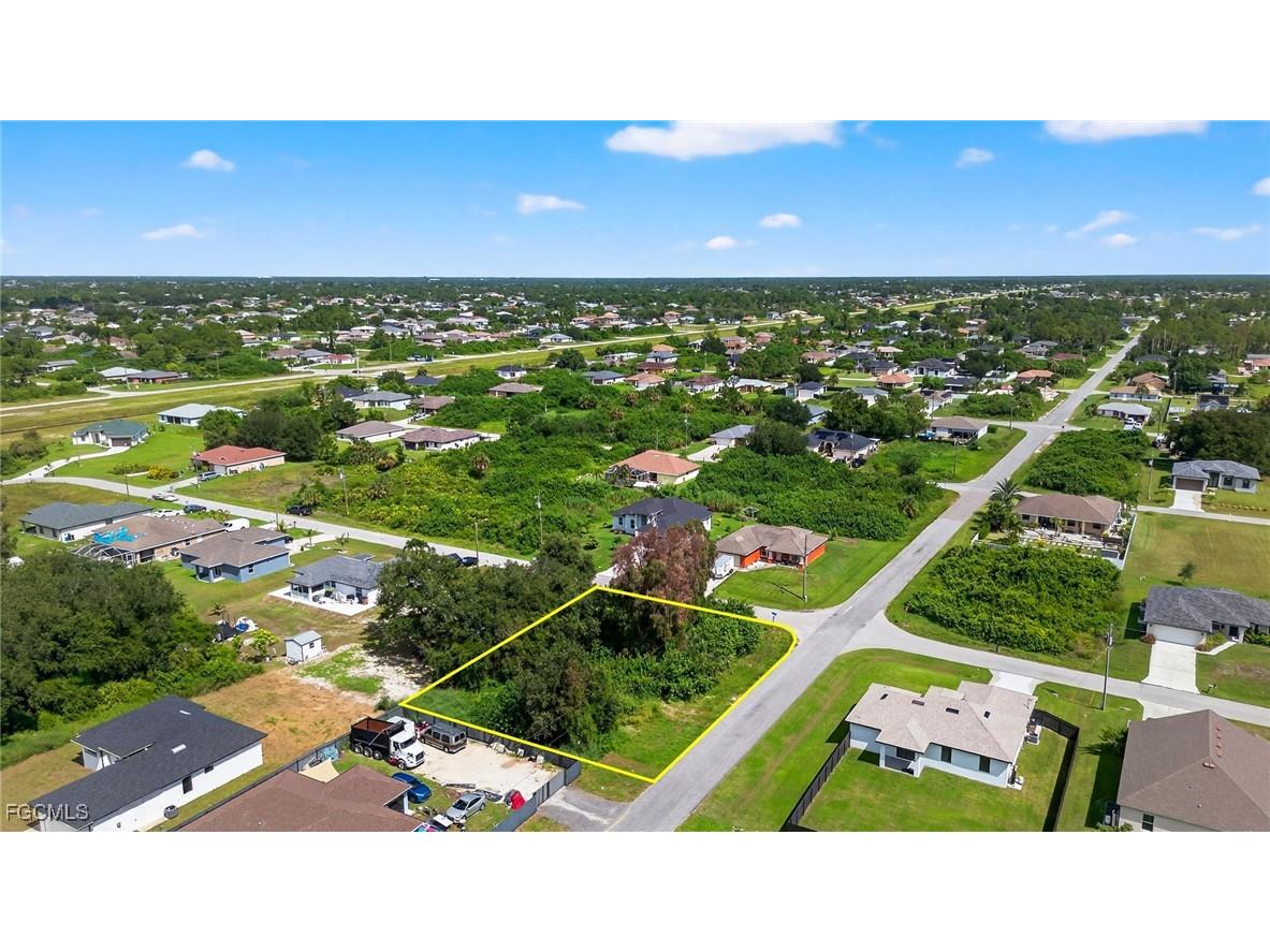 3001 42nd Street SW Lehigh Acres FL 33976 2025007004 image3