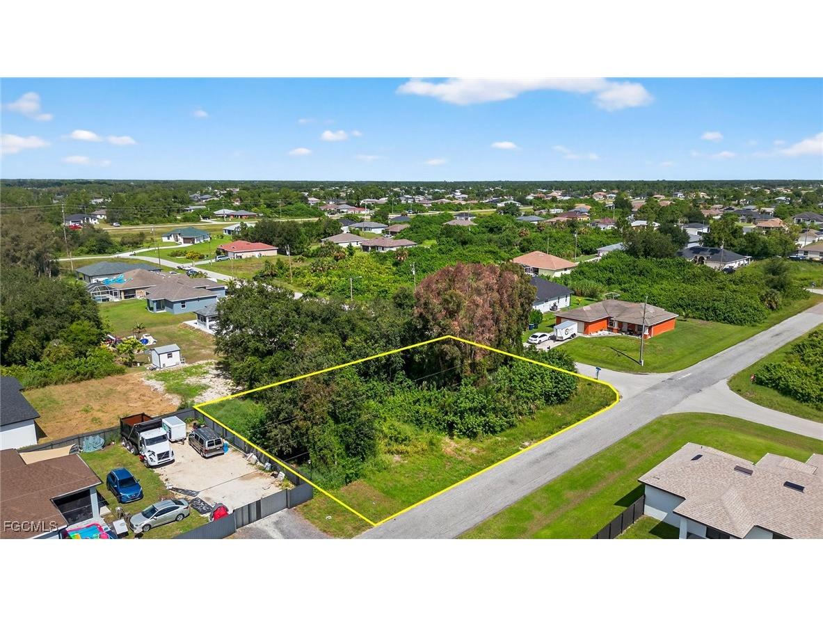 3001 42nd Street SW Lehigh Acres FL 33976 2025007004 image5