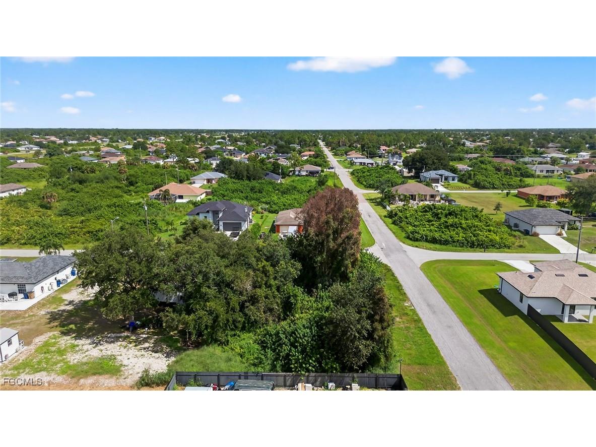 3001 42nd Street SW Lehigh Acres FL 33976 2025007004 image8