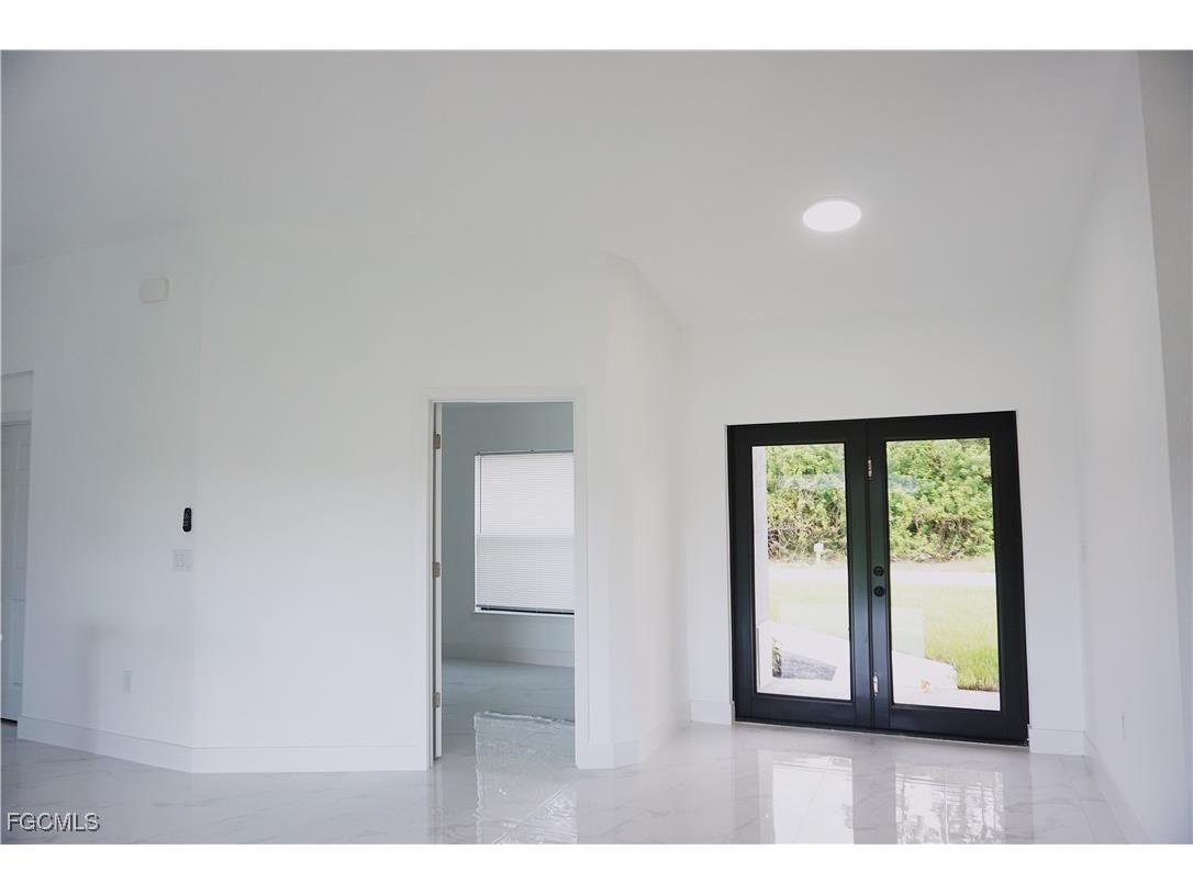 3001 7th Street SW Lehigh Acres FL 33976 2025010344 image3