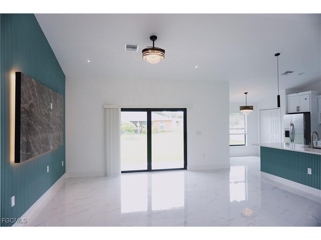 3001 7th Street SW Lehigh Acres FL 33976 2025010344 image5