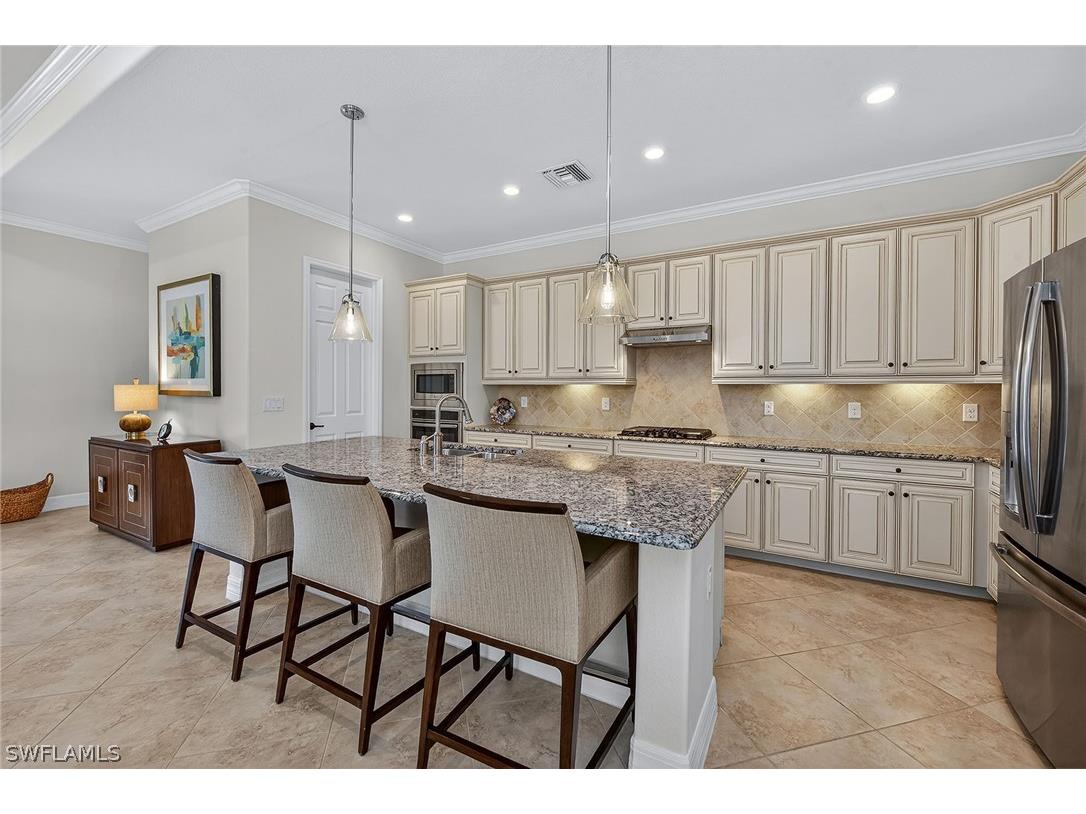 3001 Aviamar Circle Naples FL 34114 226010719 image8