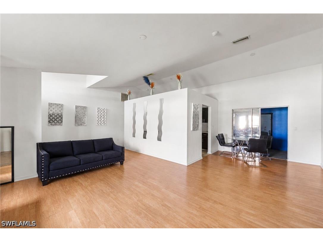 3001 SW 1st Place Cape Coral FL 33914 226025415 image2