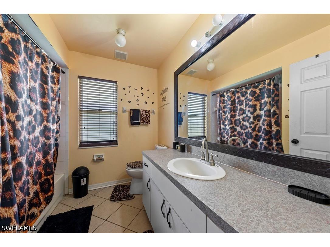 3001 SW 1st Place Cape Coral FL 33914 226025415 image8