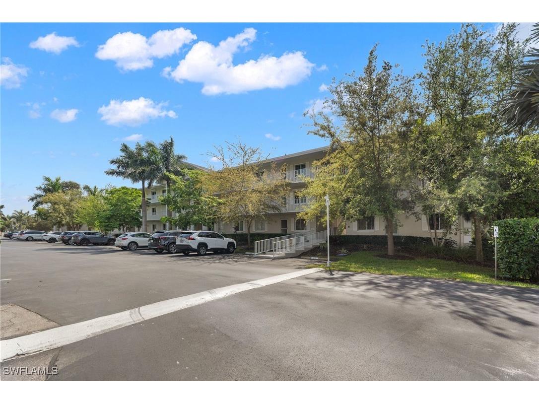 3001 Sandpiper Bay Circle #B103 Naples FL 34112 225080558 image34