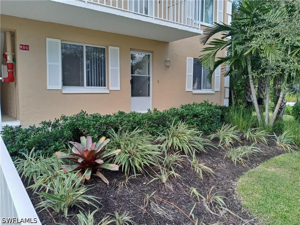 3001 Sandpiper Bay Circle #B106 Naples FL 34112 226021556 image1